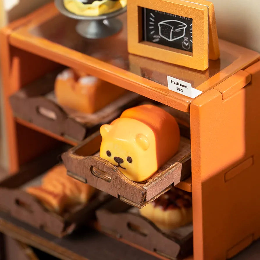 Rolife Becka's Baking Miniature House Kit